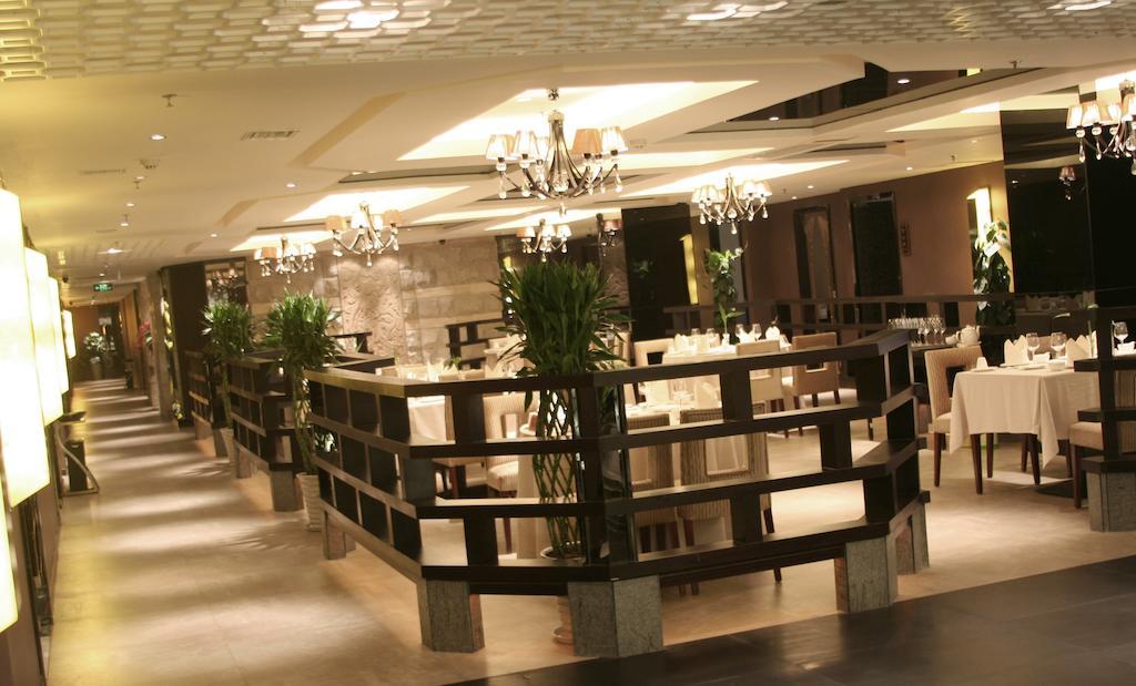 成都亿臣国际酒店 外观 照片